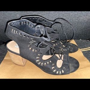 BP lace up block heel 8.5 womens